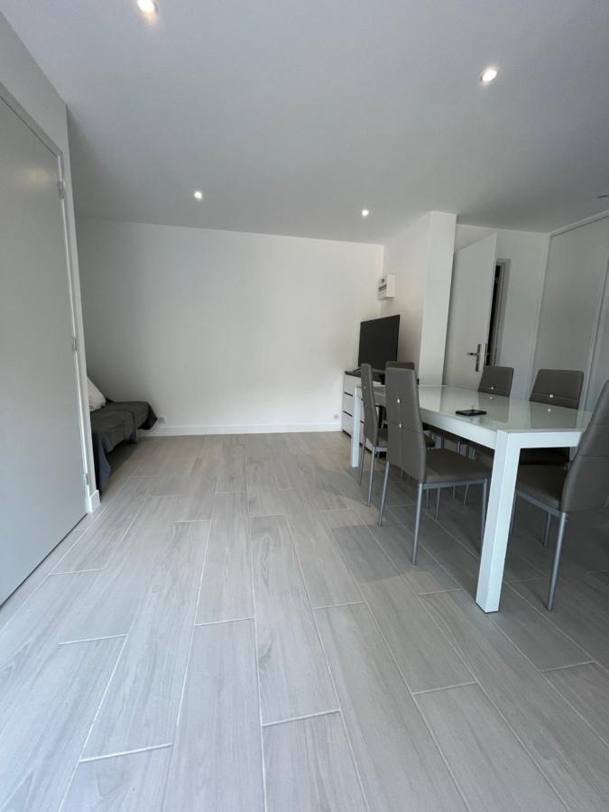 Appartement Bas De Villa Avec Piscine Privee Partagee Proche Bord De Mer Cagnes-sur-Mer Eksteriør billede